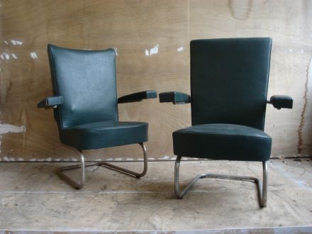 2 x De Wit chroombuis fauteuils