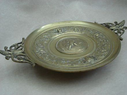 Schaal met decoratie ± 1890