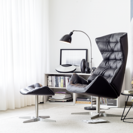 Thonet fauteuil 808 in zwart nappaleder